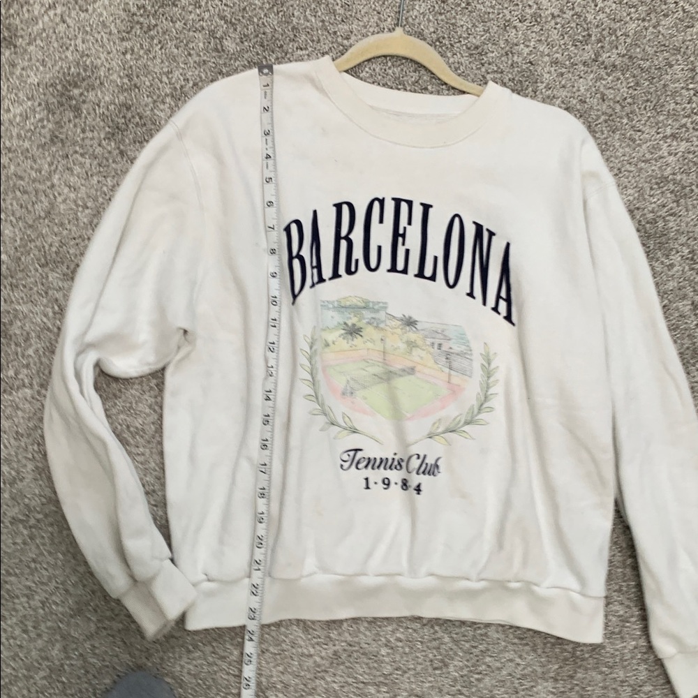 Hollister Barcelona Tennis Club Sweatshirt - Picture 7 of 9